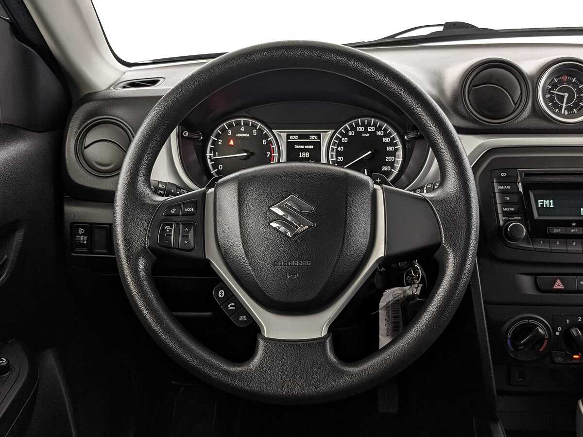 Suzuki Vitara с пробегом — 2017 год. Фото: #17