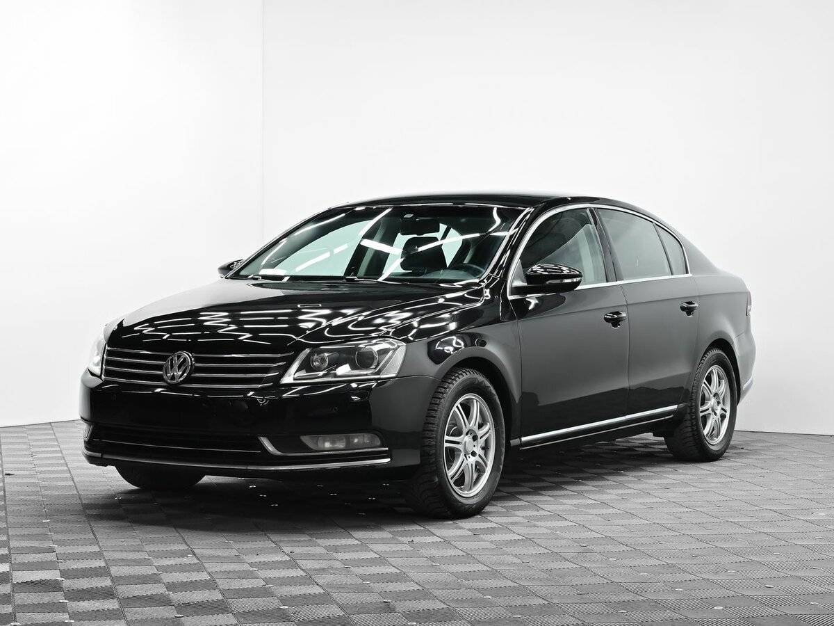 Volkswagen Passat с пробегом — 2012 год. Фото: #0