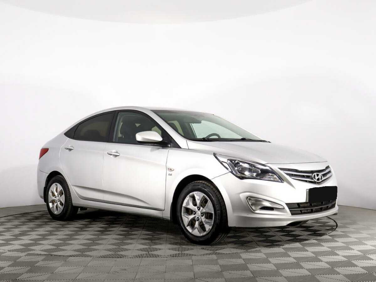 Hyundai Solaris с пробегом — 2016 год. Фото: #2