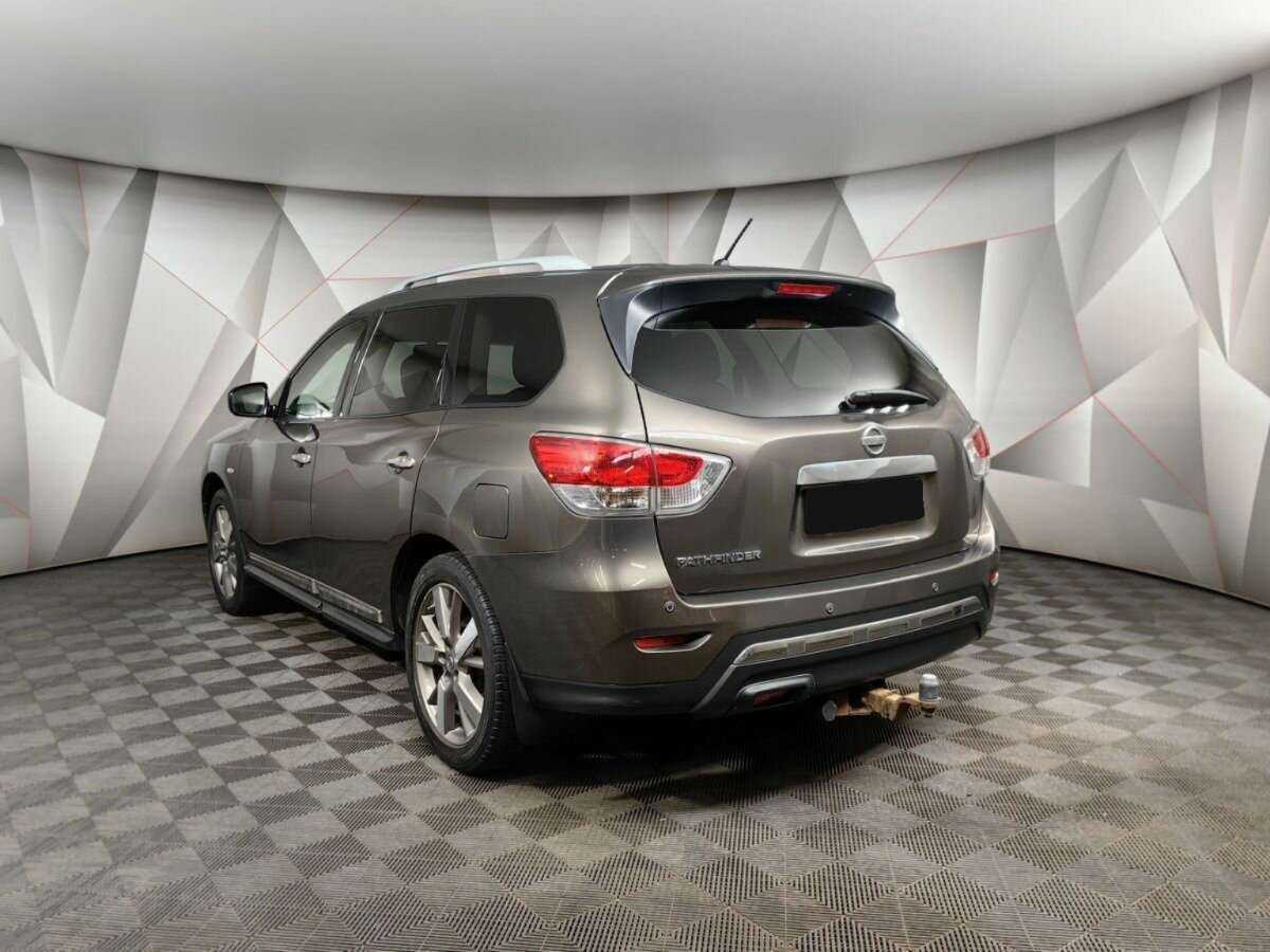 Nissan Pathfinder с пробегом — 2014 год. Фото: #3