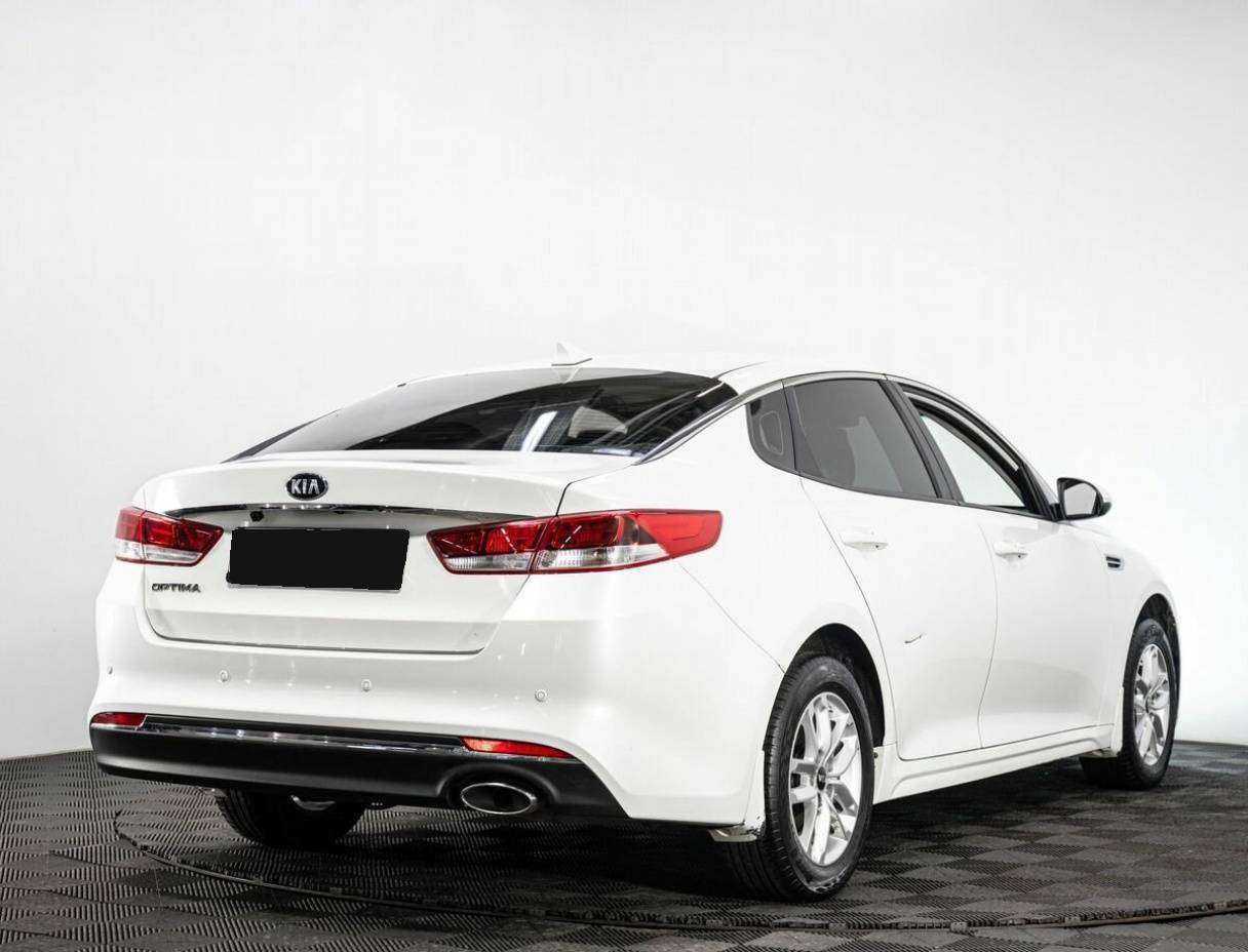 Kia Optima с пробегом — 2017 год. Фото: #5
