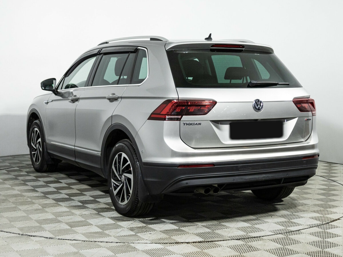 Volkswagen Tiguan с пробегом — 2018 год. Фото: #6
