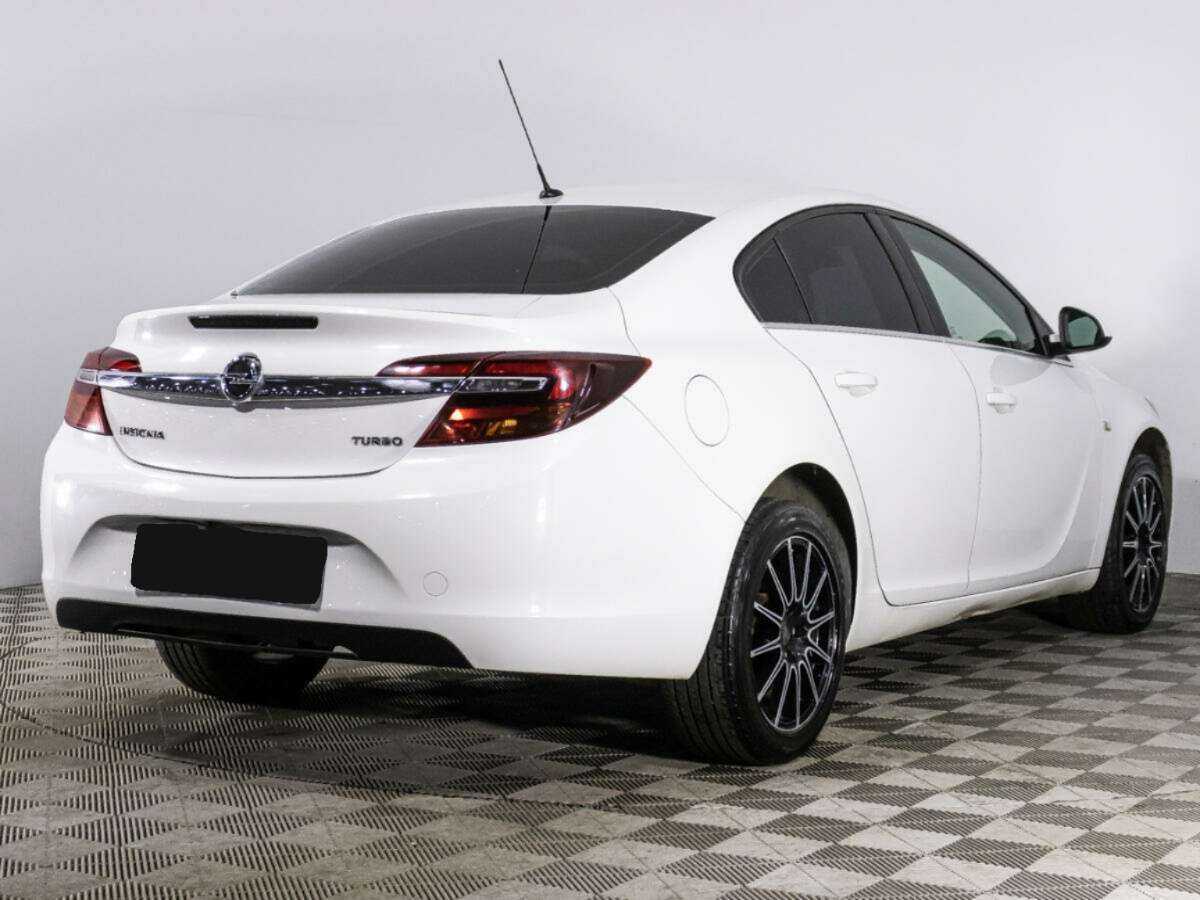Opel Insignia с пробегом — 2014 год. Фото: #4