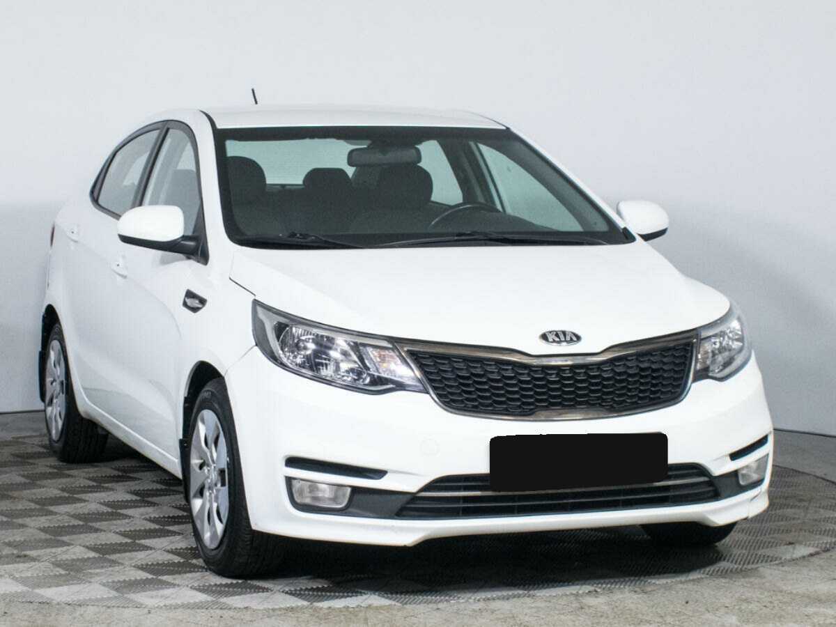 Kia Rio с пробегом — 2015 год. Фото: #2