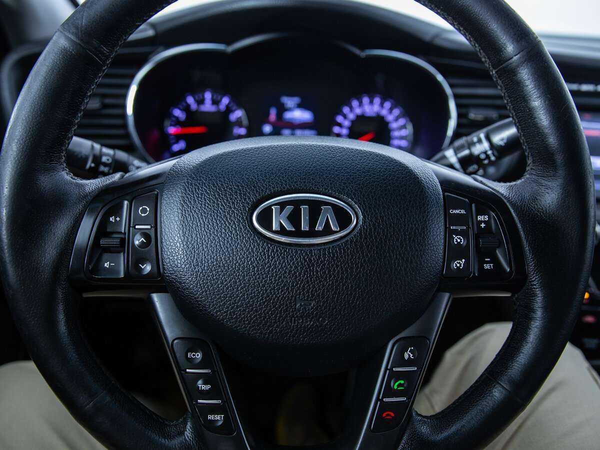 Kia Optima с пробегом — 2012 год. Фото: #9