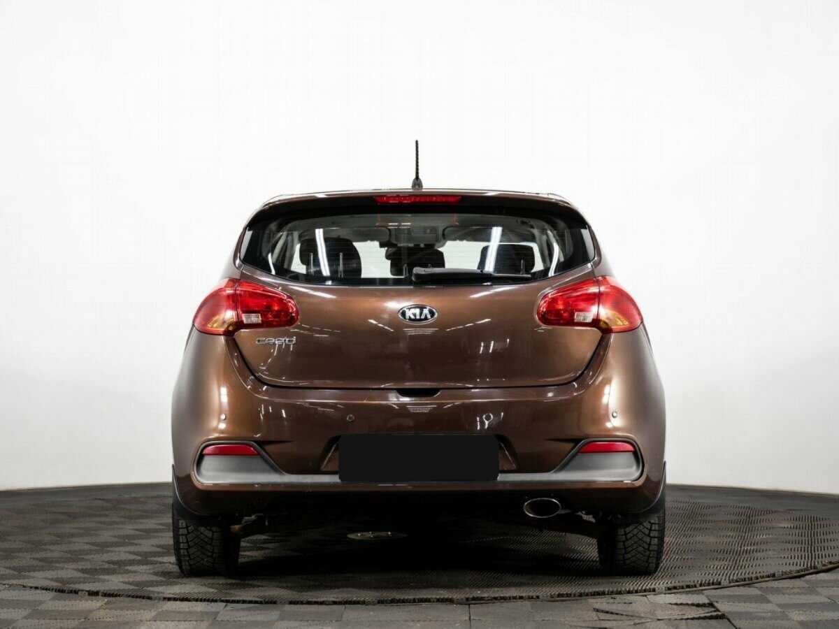 Kia Ceed с пробегом — 2014 год. Фото: #4