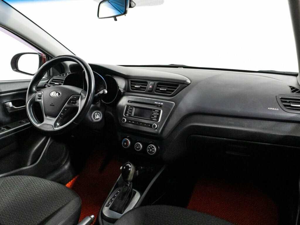 Kia Rio с пробегом — 2015 год. Фото: #8