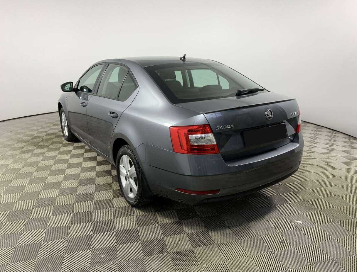 Skoda Octavia с пробегом — 2020 год. Фото: #6