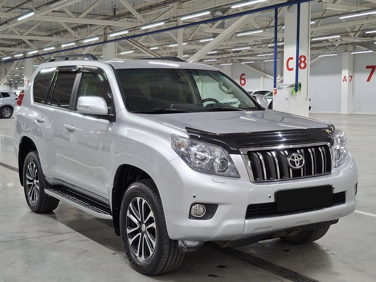 Toyota Land Cruiser Prado с пробегом — 2012 год. Фото: #2