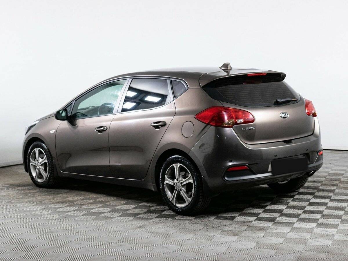 Kia Ceed с пробегом — 2012 год. Фото: #6