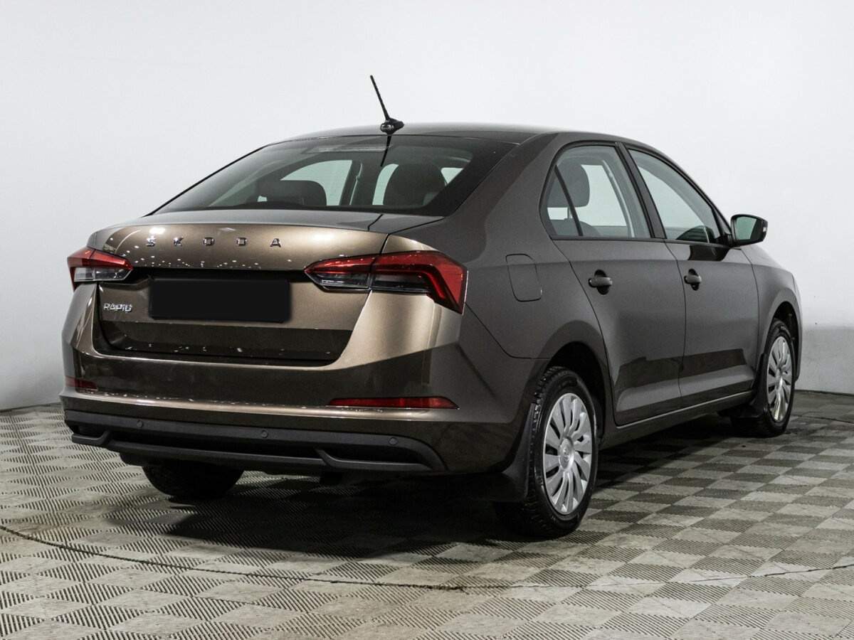 Skoda Rapid с пробегом — 2020 год. Фото: #4