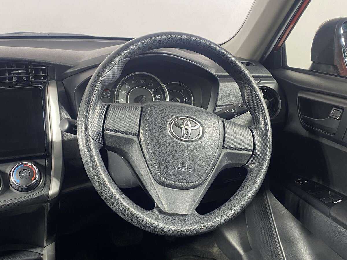 Toyota Corolla с пробегом — 2019 год. Фото: #11