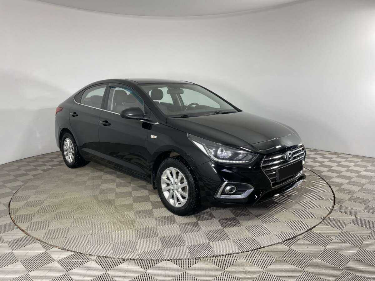 Hyundai Solaris с пробегом — 2017 год. Фото: #2