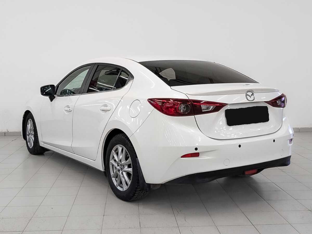 Mazda 3 с пробегом — 2018 год. Фото: #6