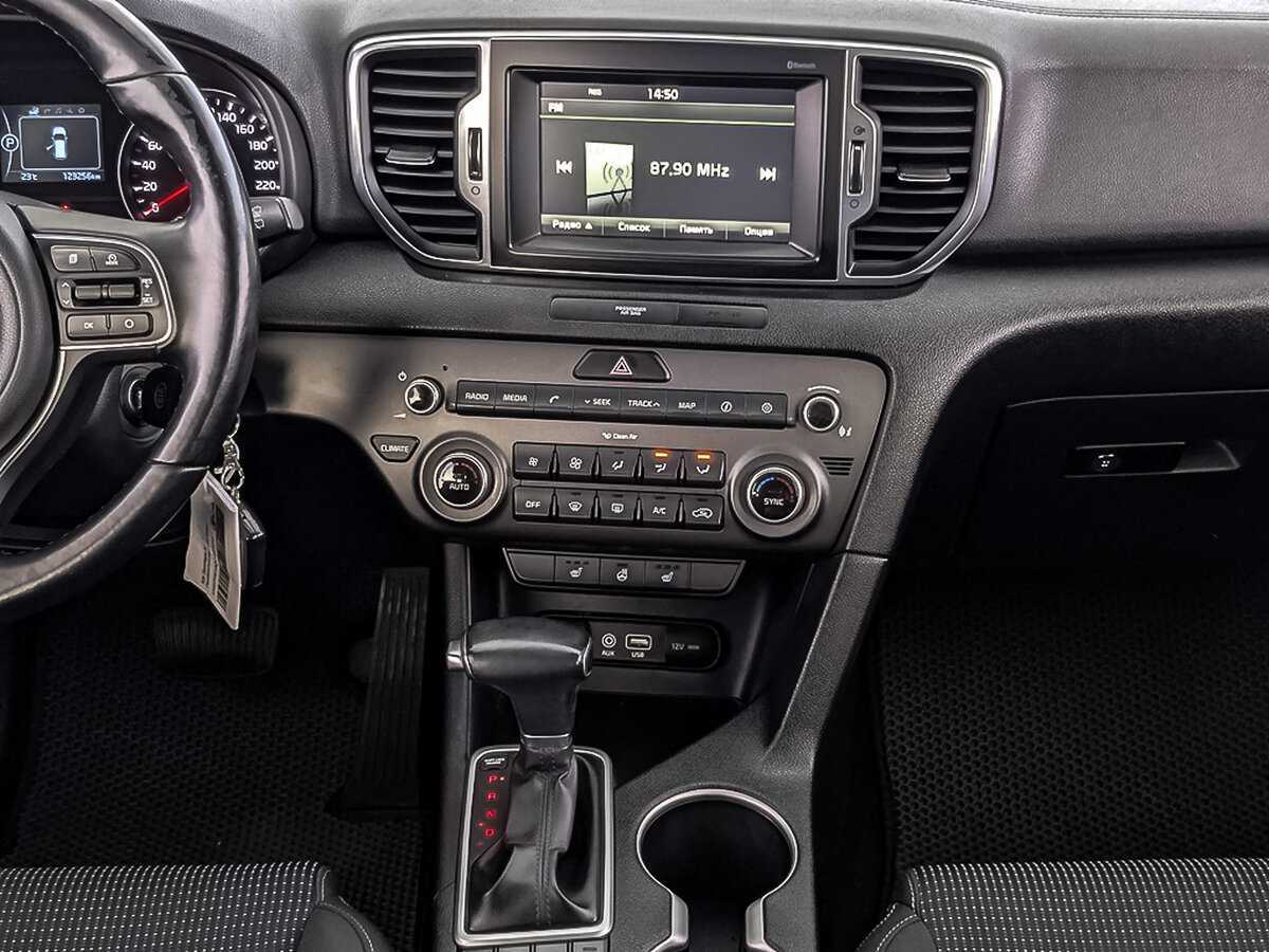 Kia Sportage с пробегом — 2016 год. Фото: #16