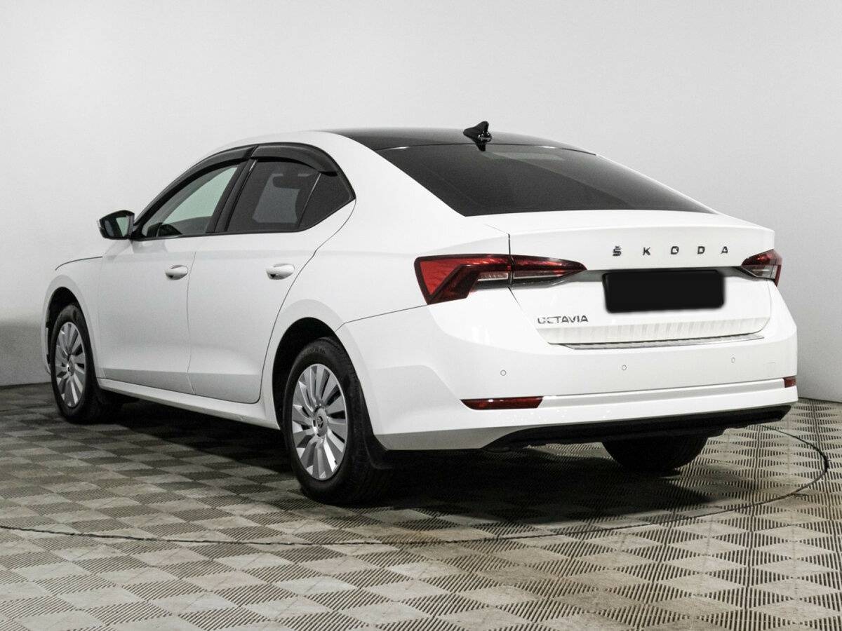 Skoda Octavia с пробегом — 2021 год. Фото: #6