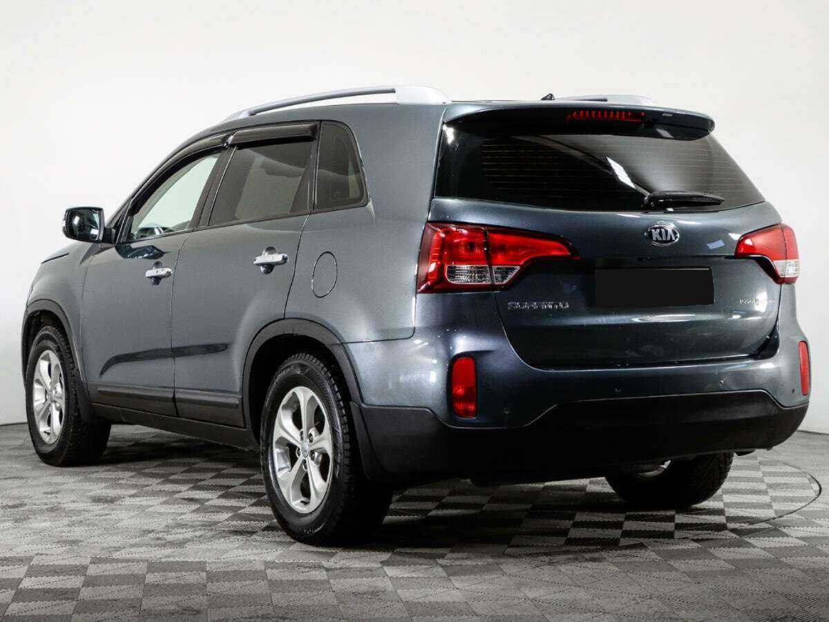Kia Sorento с пробегом — 2013 год. Фото: #6