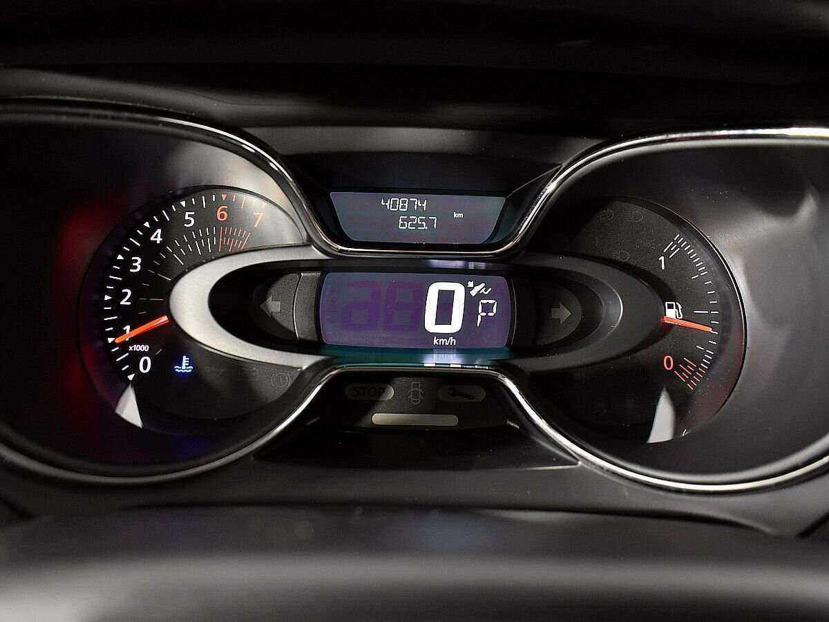Renault Kaptur с пробегом — 2018 год. Фото: #11