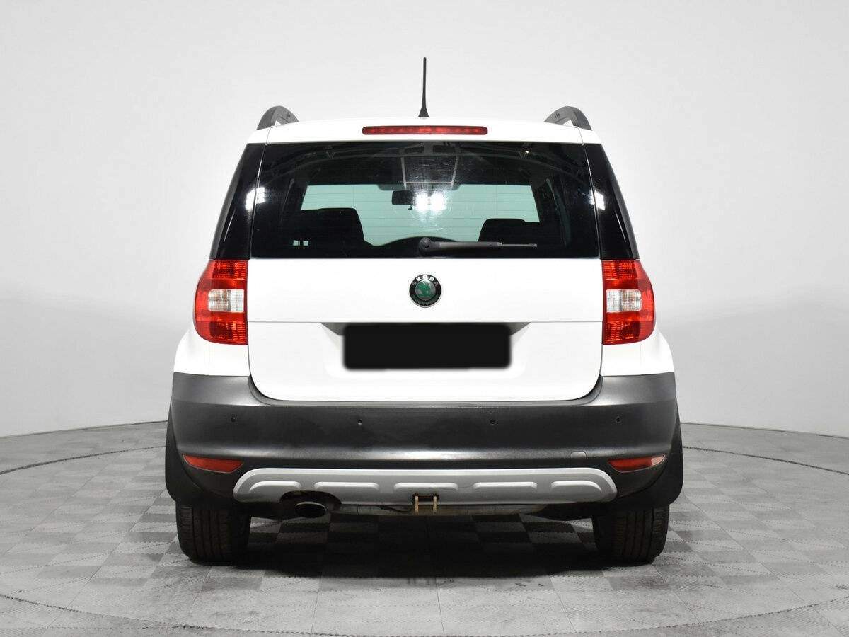 Skoda Yeti с пробегом — 2012 год. Фото: #5