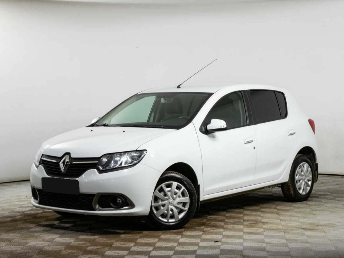 Renault Sandero с пробегом — 2017 год. Посмотреть фото