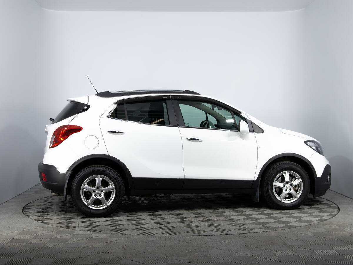 Opel Mokka с пробегом — 2013 год. Фото: #3