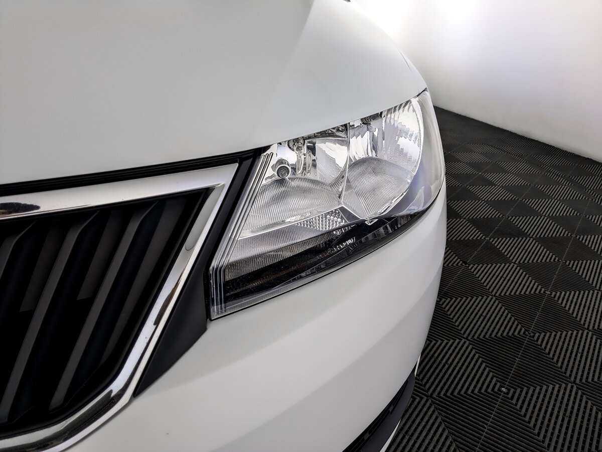 Skoda Rapid с пробегом — 2019 год. Фото: #16
