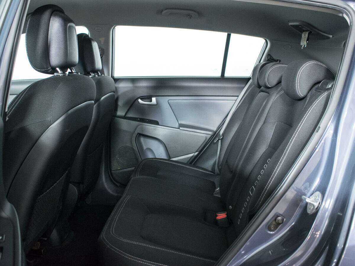 Kia Sportage с пробегом — 2015 год. Фото: #9