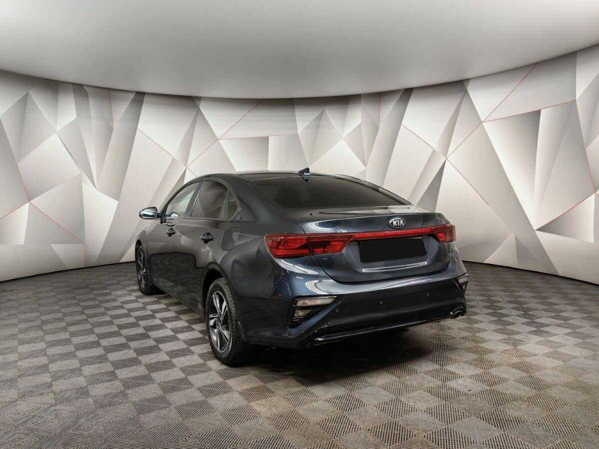Kia Cerato с пробегом — 2019 год. Фото: #3