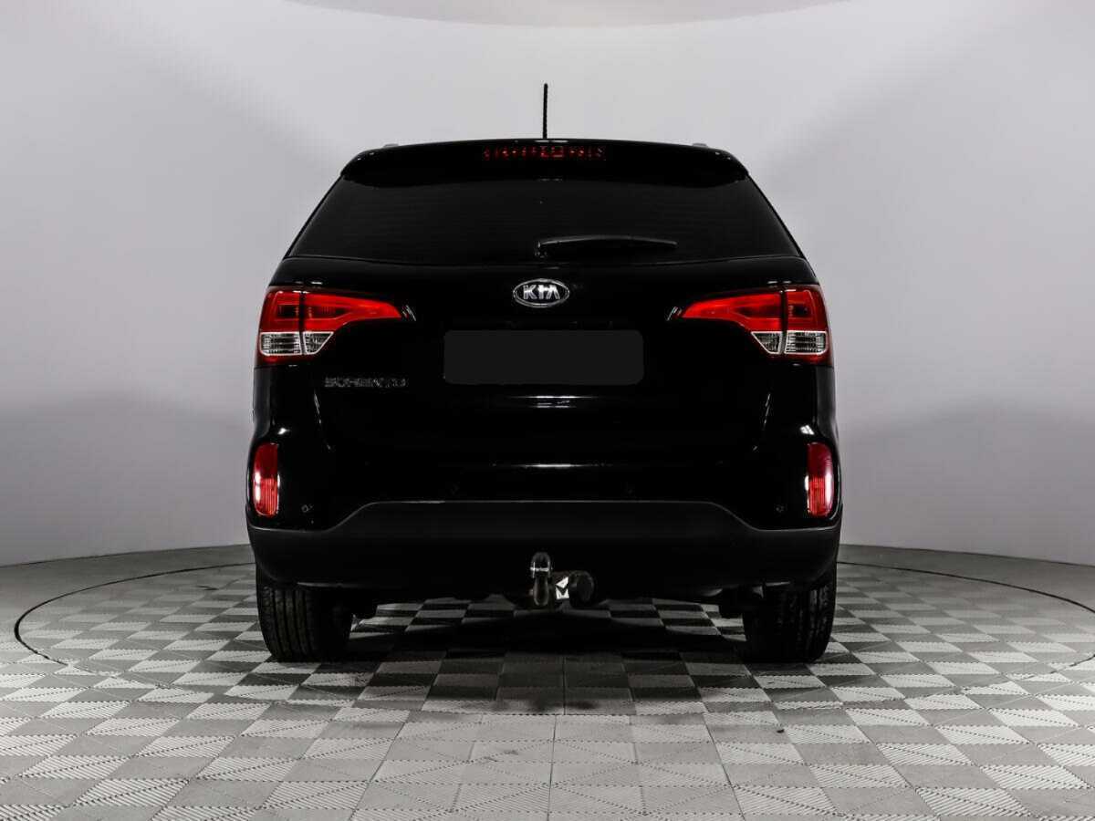 Kia Sorento с пробегом — 2017 год. Фото: #5