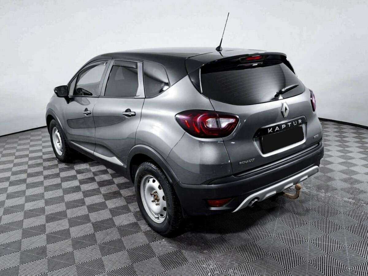 Renault Kaptur с пробегом — 2017 год. Фото: #6