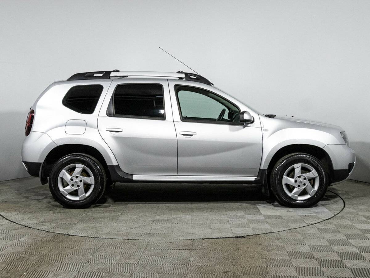 Renault Duster с пробегом — 2017 год. Фото: #3