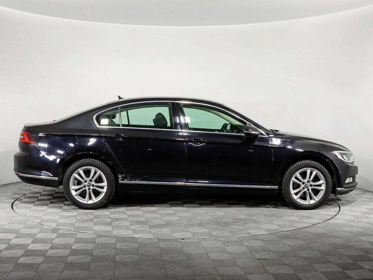 Volkswagen Passat с пробегом — 2016 год. Фото: #3