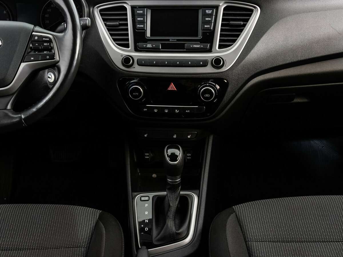 Hyundai Solaris с пробегом — 2019 год. Фото: #13
