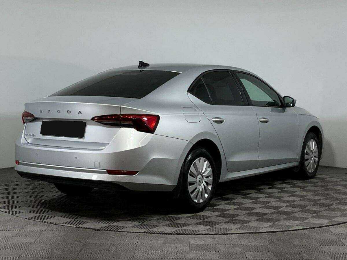 Skoda Octavia с пробегом — 2021 год. Фото: #4
