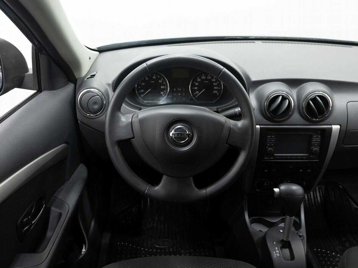 Nissan Almera с пробегом — 2013 год. Фото: #15