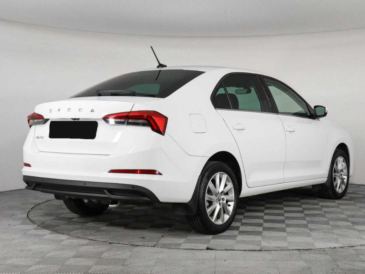 Skoda Rapid с пробегом — 2021 год. Фото: #4