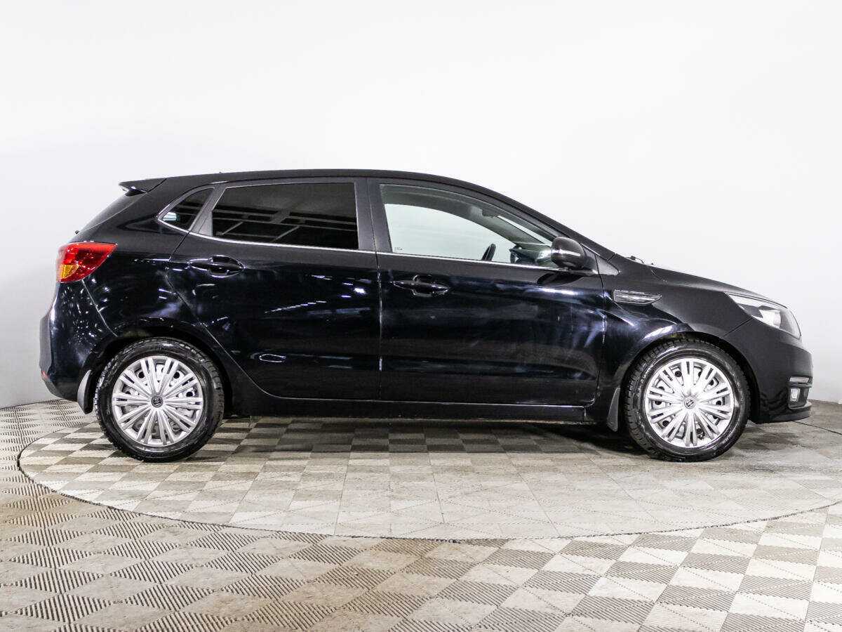 Kia Rio с пробегом — 2017 год. Фото: #3