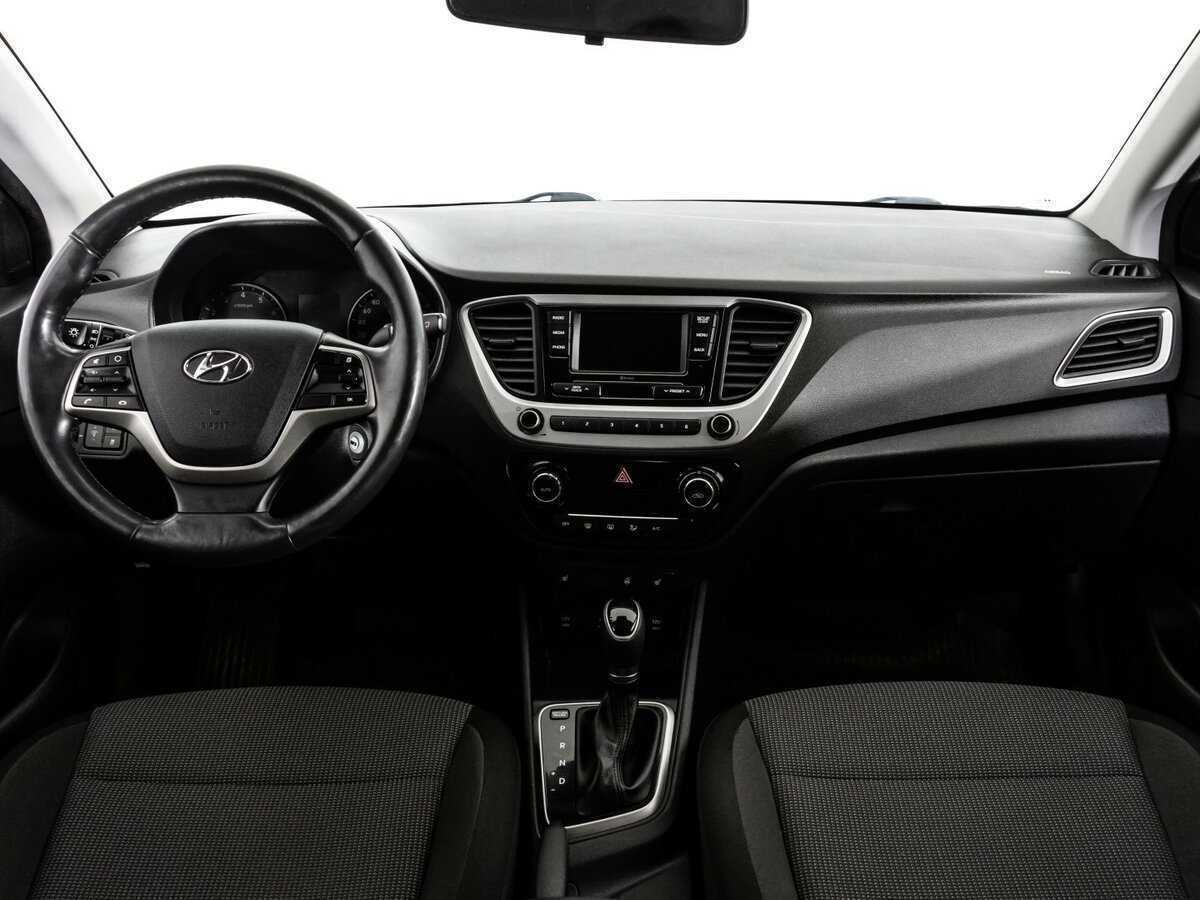 Hyundai Solaris с пробегом — 2017 год. Фото: #6