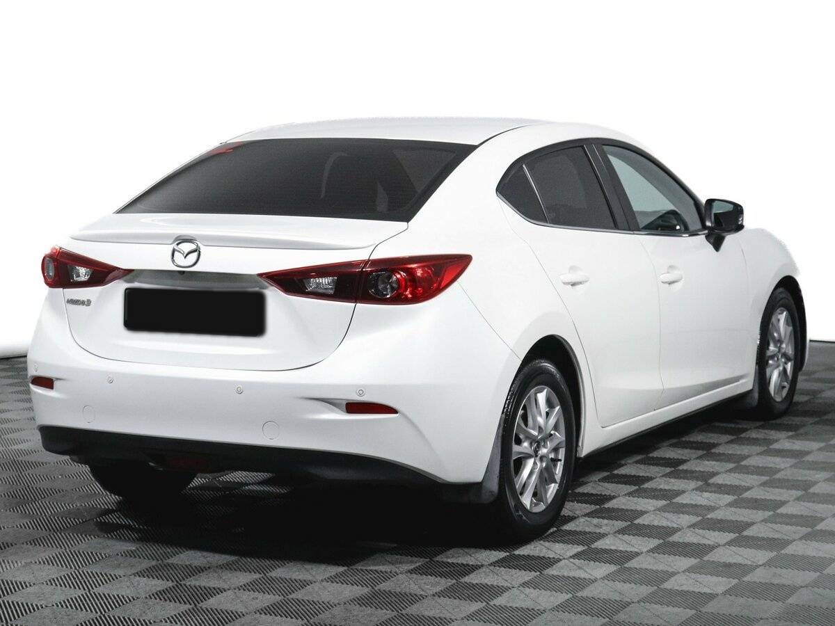 Mazda 3 с пробегом — 2016 год. Фото: #4