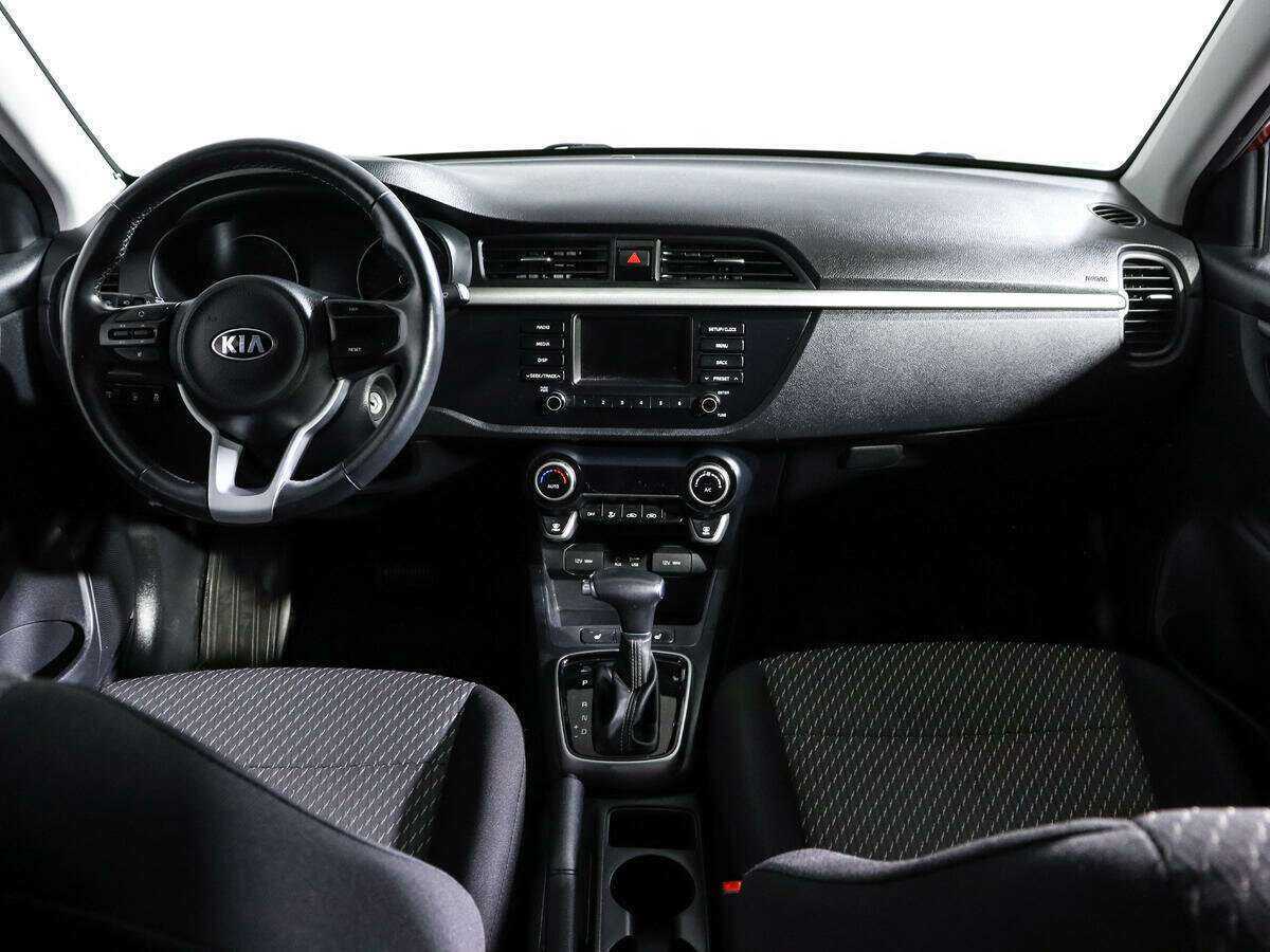 Kia Rio с пробегом — 2019 год. Фото: #11