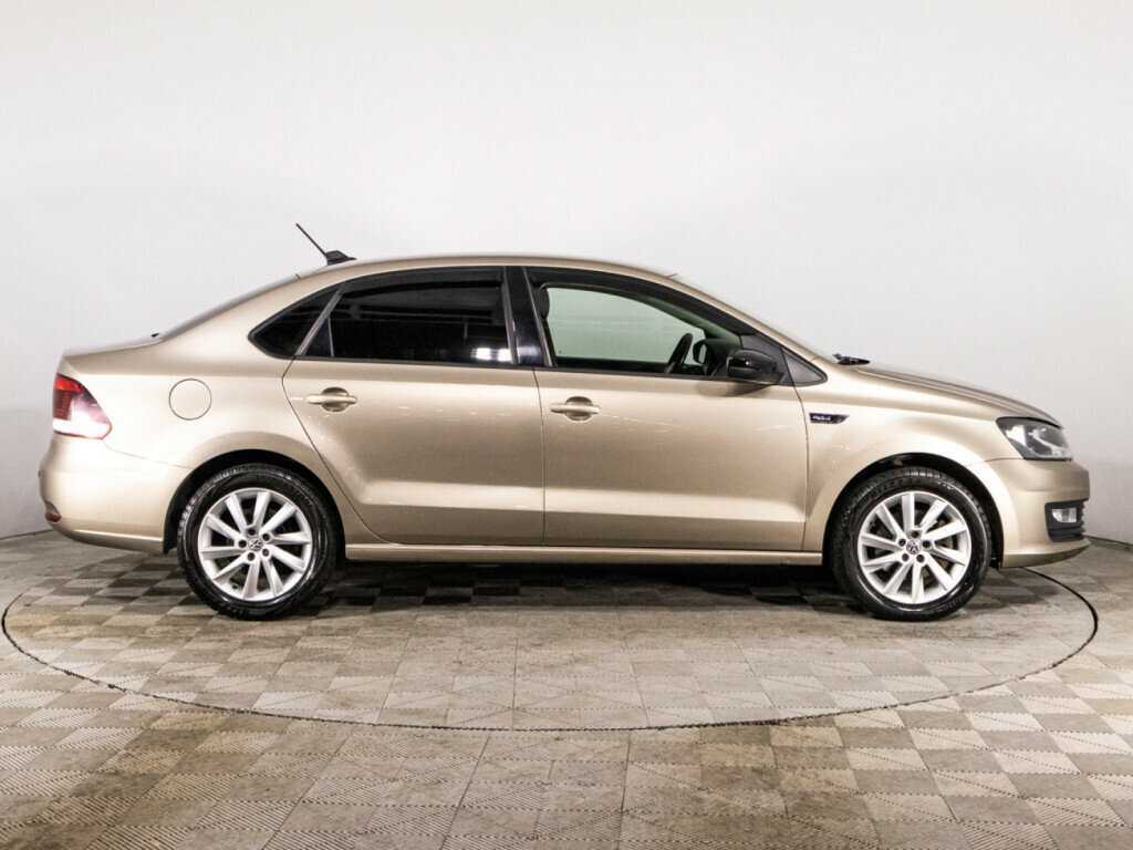 Volkswagen Polo с пробегом — 2018 год. Фото: #3