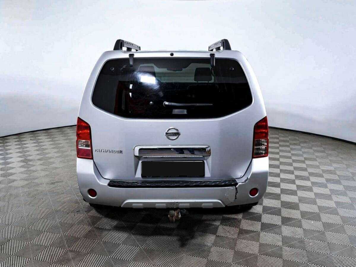 Nissan Pathfinder с пробегом — 2012 год. Фото: #3