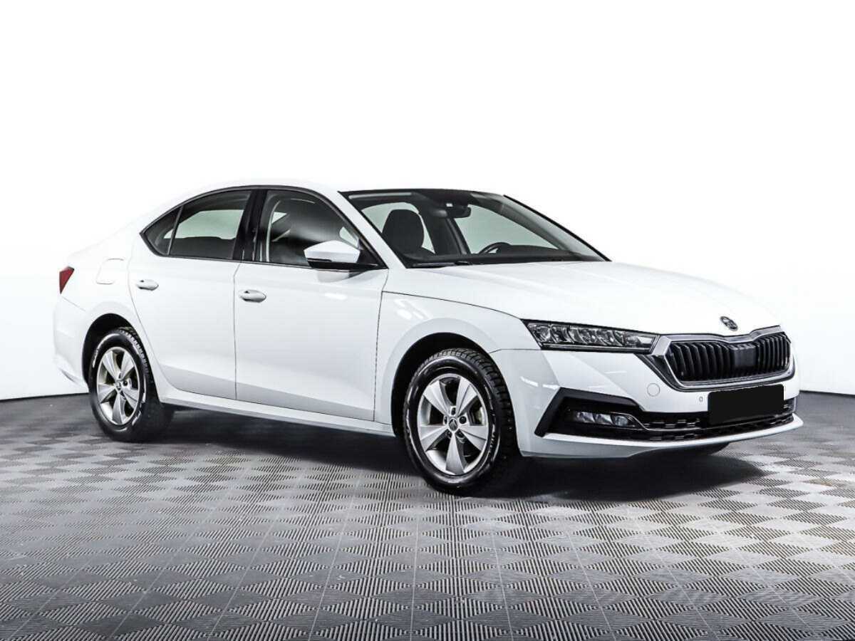 Skoda Octavia с пробегом — 2021 год. Фото: #1