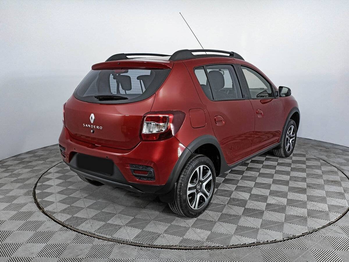 Renault Sandero с пробегом — 2020 год. Фото: #4