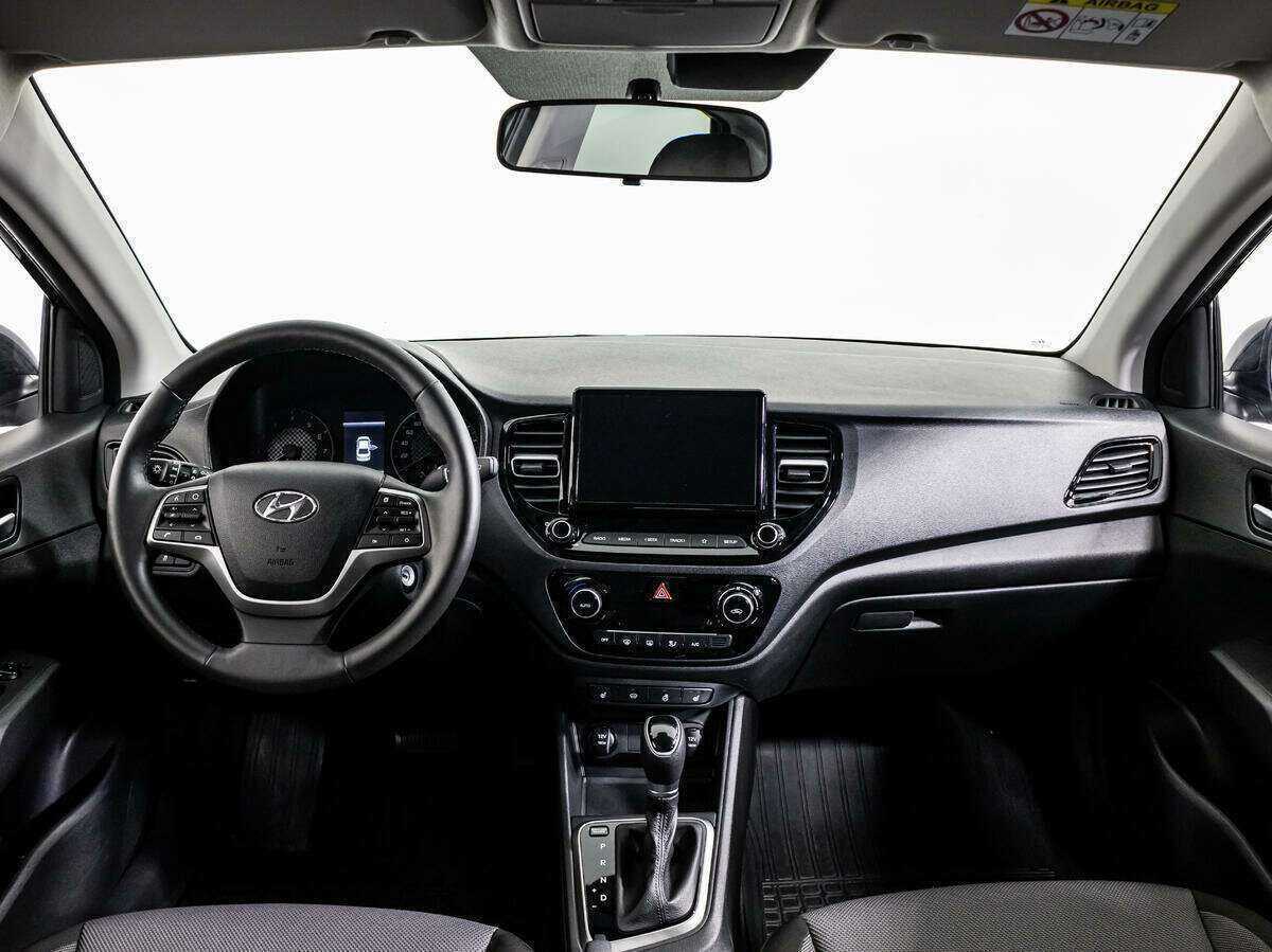 Hyundai Solaris с пробегом — 2021 год. Фото: #12
