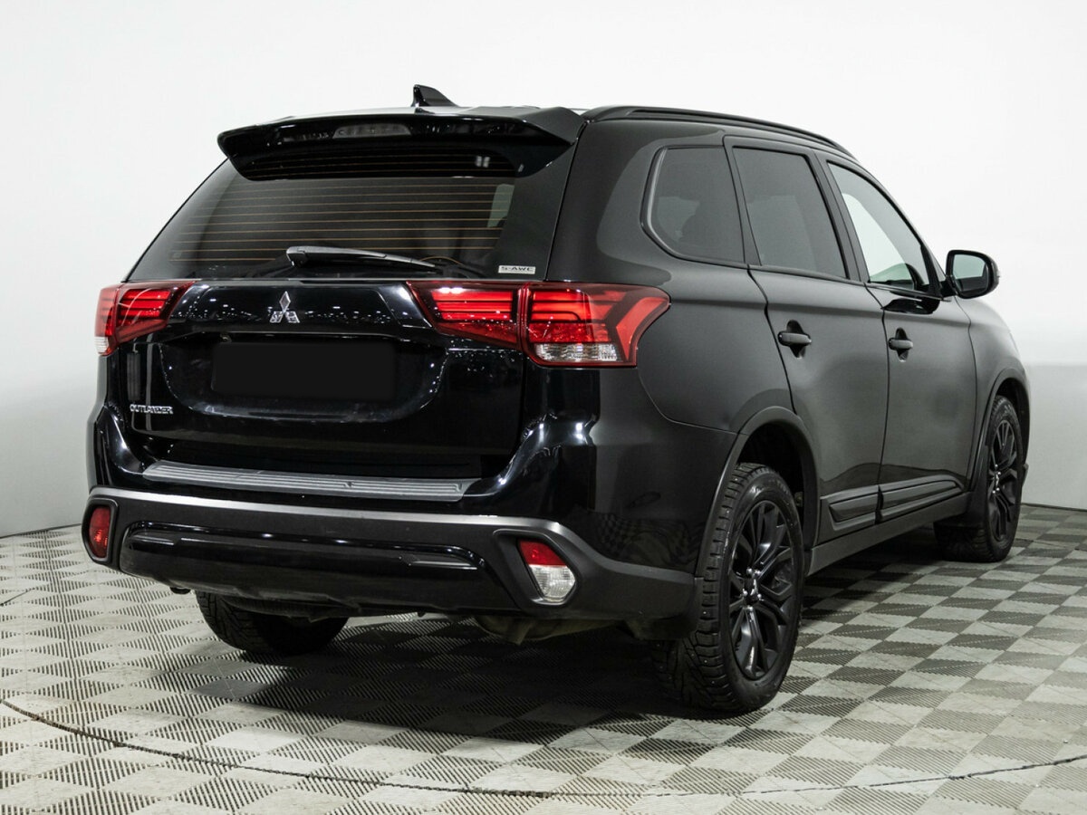 Mitsubishi Outlander с пробегом — 2020 год. Фото: #4