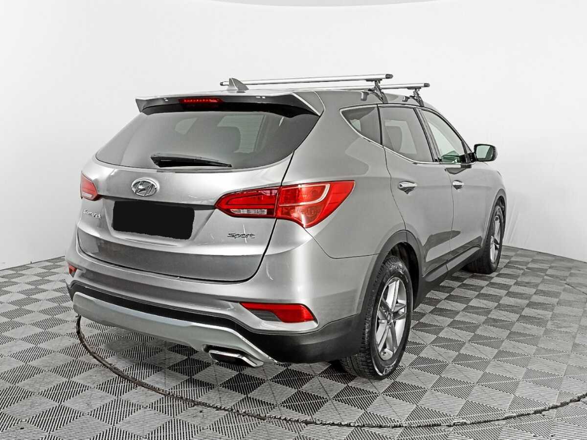 Hyundai Santa Fe с пробегом — 2017 год. Фото: #3