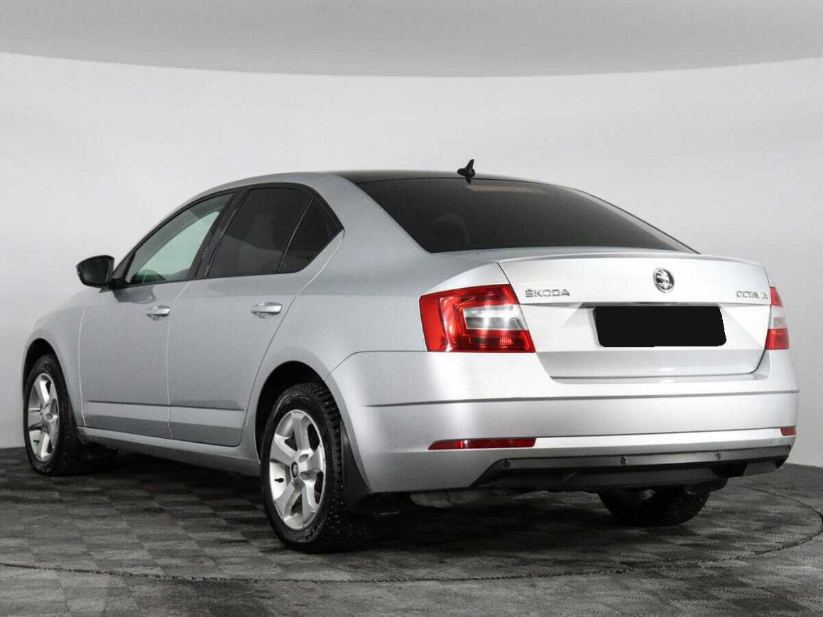 Skoda Octavia с пробегом — 2018 год. Фото: #3