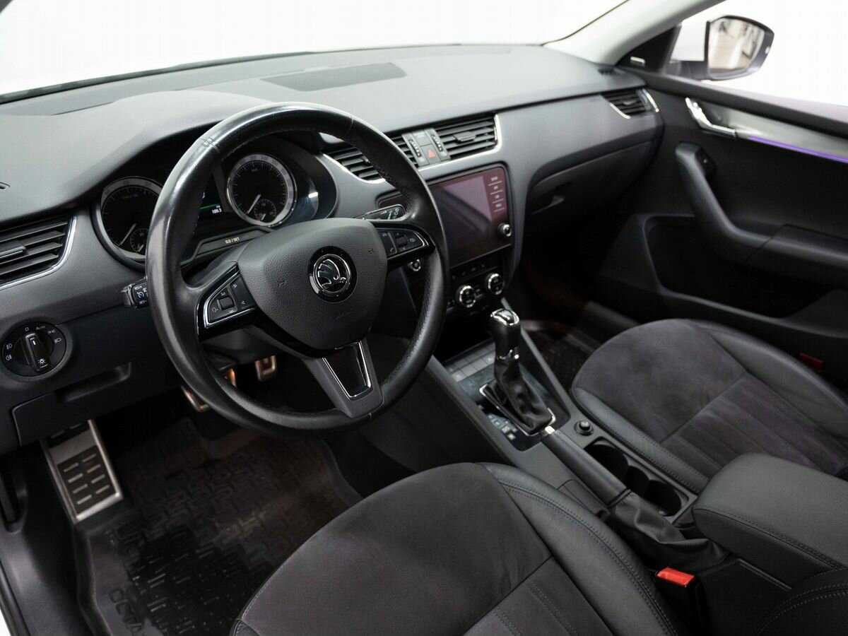 Skoda Octavia с пробегом — 2017 год. Фото: #6