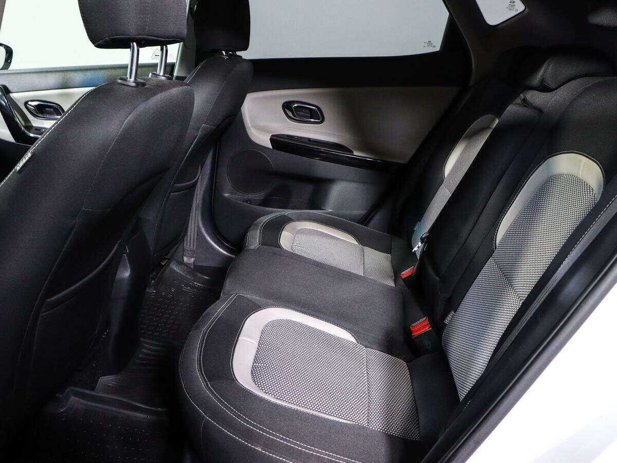 Kia Ceed с пробегом — 2013 год. Фото: #9